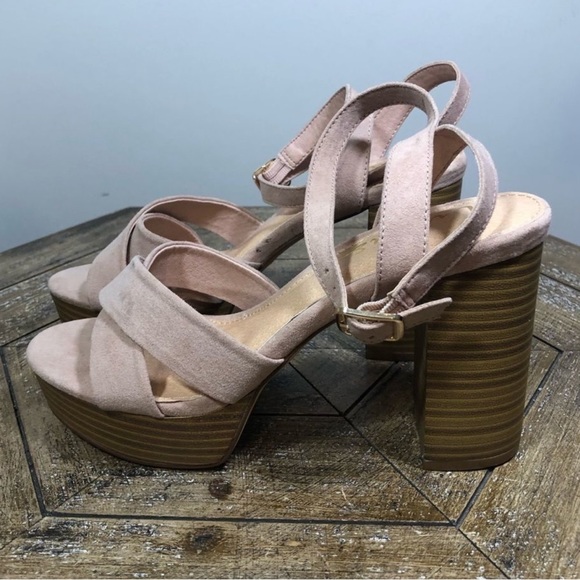 Suede Platform Heels - Picture 2 of 5